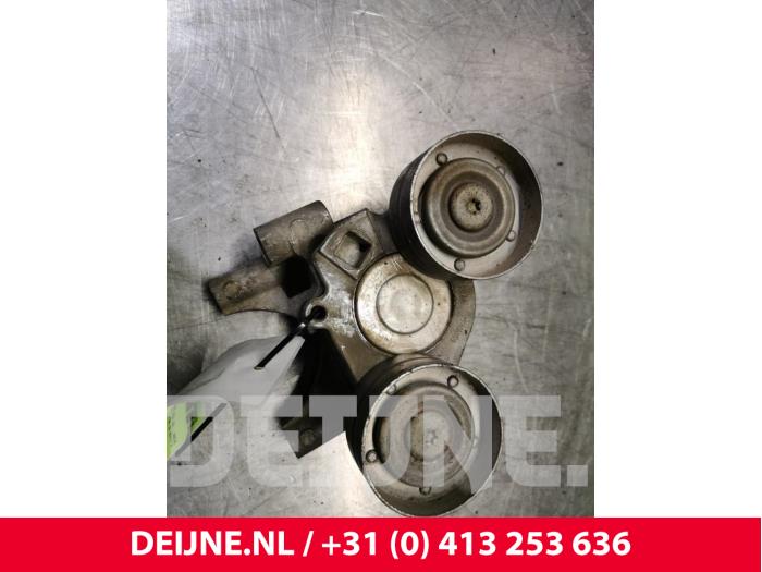 Gebruikte Spanrol Multiriem Ford Transit Prijs € 48,40 Inclusief btw aangeboden door van Deijne Onderdelen Uden B.V.