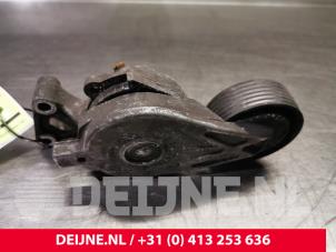 Spanrol Multiriem van een Volkswagen Transporter 2006