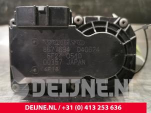 Volvo V70 Throttle body O80065 photo 2