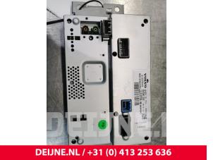 Volvo S60 Display Multi Media regelunit O80115 foto 2