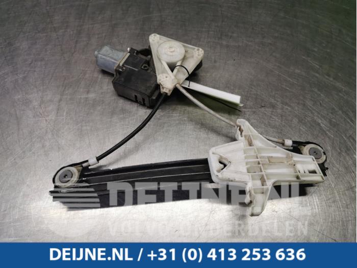 Volkswagen Polo Rear door window mechanism 4-door, right O80385
