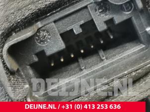 Volkswagen Golf Deurslot Mechaniek 4Deurs rechts-achter O80597 foto 3