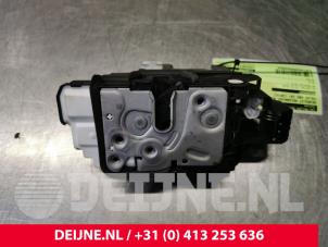 Volvo V60 Deurslot Mechaniek 4Deurs links-achter O80624 foto 3