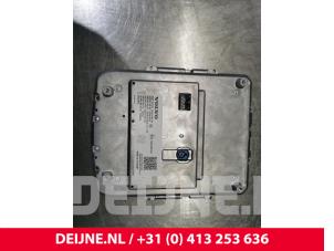 Volvo V60 Display Multi Media regelunit O80628 foto 2