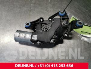 Gebruikte Ruitenwissermotor achter Volvo V60 II (ZW) 2.0 D3 16V Prijs € 50,00 Margeregeling aangeboden door van Deijne Onderdelen Uden B.V.