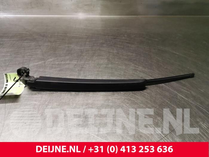 Porsche Cayenne Scheibenwischerarm vorne O80721