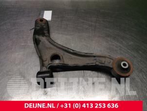 Opel Movano Front lower wishbone, right O80834 photo 2