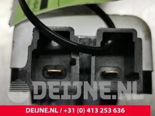 Volkswagen Golf Antennenverstärker O80933 foto 3