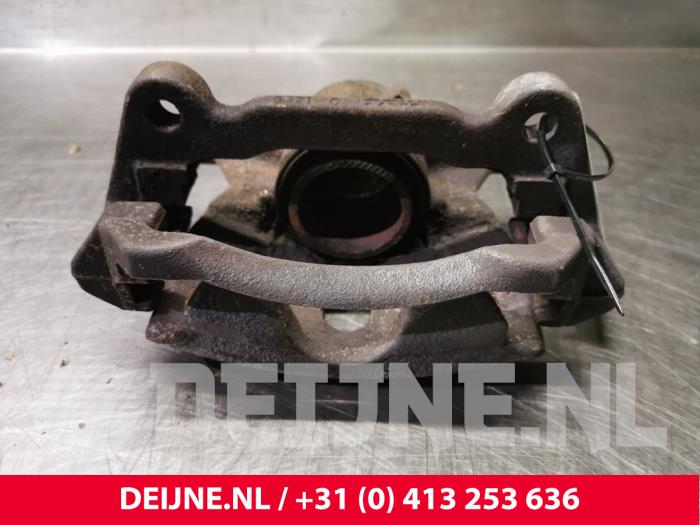Volkswagen Golf Front brake calliper, right O80945