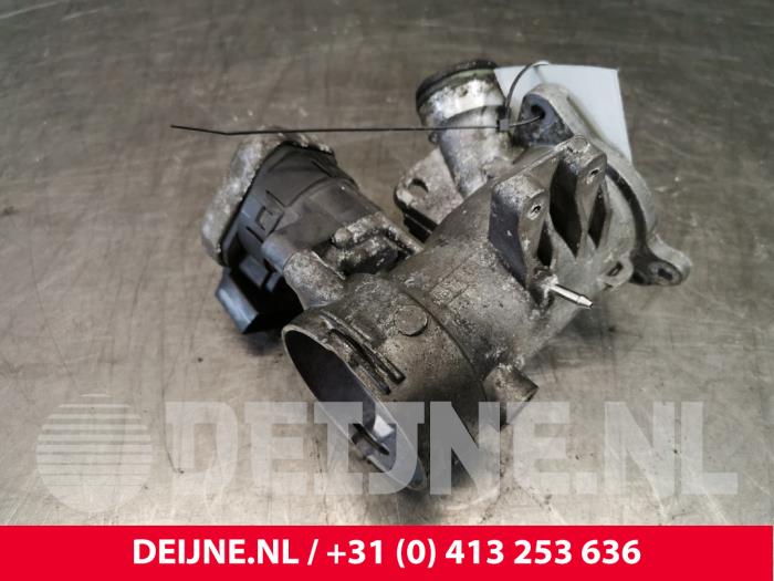 Mercedes C-Klasse EGR Klep O81021