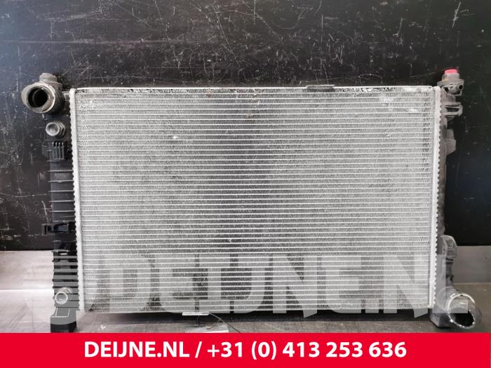 Mercedes C-Klasse Radiateur O81029