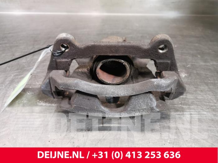 Volkswagen Golf Front brake calliper, left O81065