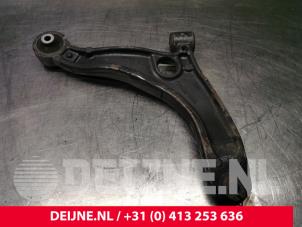 Opel Movano Front lower wishbone, left O81184 photo 3