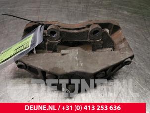 Volvo V40 Front brake calliper, right O81200 photo 2