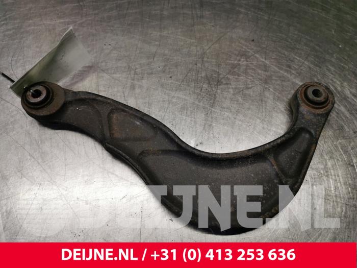 Volvo V70 Draagarm boven links-achter O81405