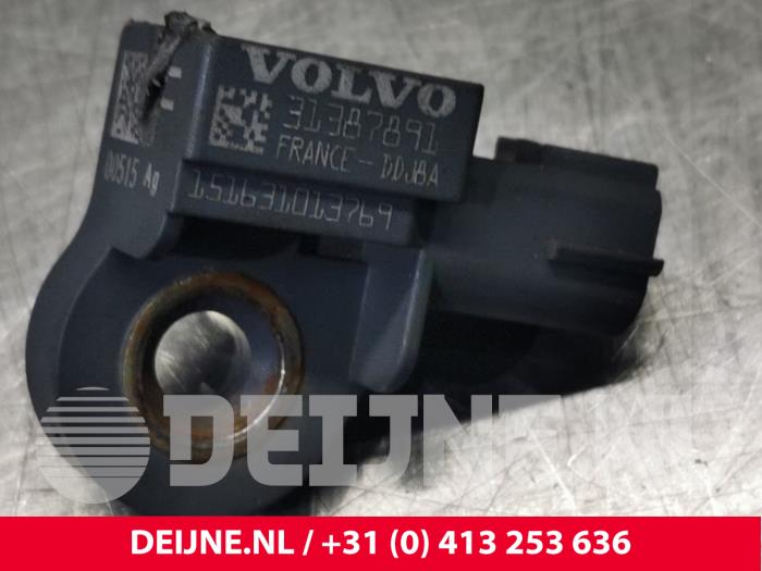 Gebruikte Airbag Sensor Volvo V40 (MV) 2.0 D2 16V Prijs € 5,00 Margeregeling aangeboden door van Deijne Onderdelen Uden B.V.