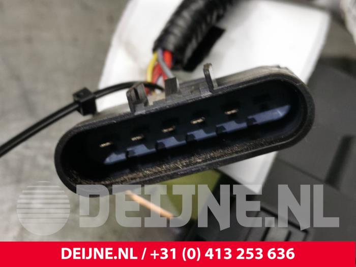 Volvo V70 Zekeringkast O81566