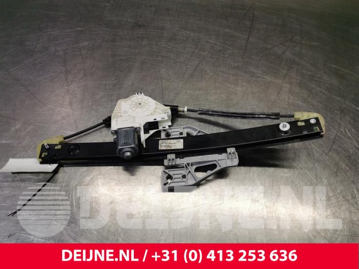 Audi A6 Ruitmechaniek 4Deurs links-achter O81617