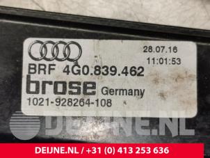 Audi A6 Ruitmechaniek 4Deurs rechts-achter O81619 foto 2