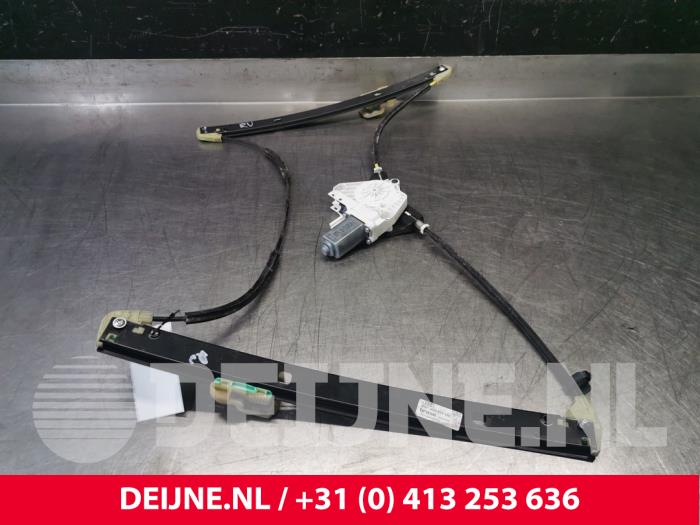 Audi A6 Ruitmechaniek 4Deurs rechts-voor O81620
