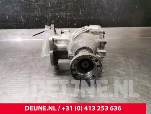 Gebruikte Transferbak 4x4 Volvo XC70 (SZ) XC70 2.4 D5 20V Prijs € 350,00 Margeregeling aangeboden door van Deijne Onderdelen Uden B.V.