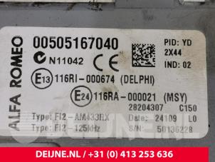 Alfa Romeo Mito Fuse box O81815 photo 4