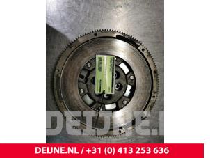 Volkswagen Caddy Dual mass flywheel O81891 photo 2