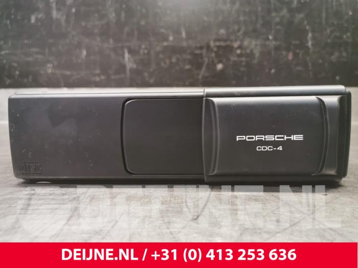 Porsche Cayenne CD Wechsler O81961