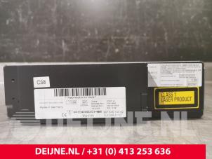 Porsche Cayenne CD changer O81961 photo 2