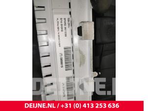 Volvo V40 Tacho - Kombiinstrument KM O82435 foto 3