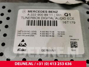 Mercedes GLC-Klasse Radio module O82494 photo 2