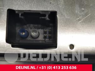Mercedes GLC-Klasse Radio module O82494 photo 3