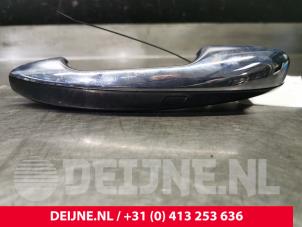 Gebruikte Deurgreep 4Deurs links-achter Mercedes GLC (X253) 3.0 43 AMG V6 Turbo 4-Matic Prijs € 50,00 Margeregeling aangeboden door van Deijne Onderdelen Uden B.V.