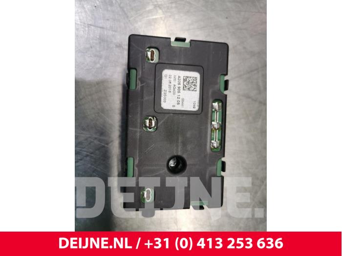 Mercedes GLC-Klasse Antenna O82515