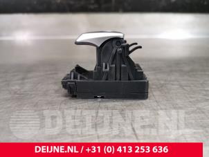Mercedes GLC-Klasse Handbremse Schalter O82566 foto 2