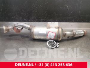 Nieuwe Roetfilter Mercedes Sprinter Prijs € 689,70 Inclusief btw aangeboden door van Deijne Onderdelen Uden B.V.