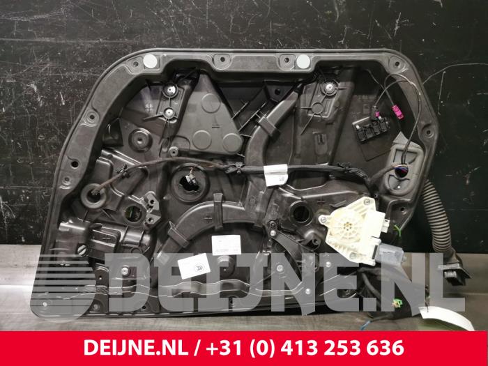 Mercedes GLC-Klasse Ruitmechaniek 4Deurs rechts-voor O82606