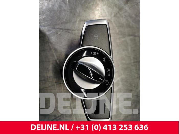 Mercedes GLC-Klasse Light switch O82614