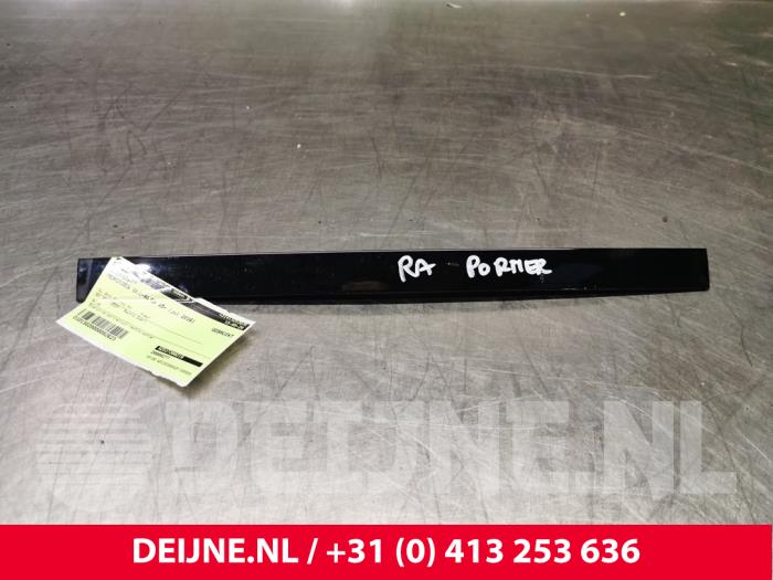Mercedes GLC-Klasse Sierstrip O82623
