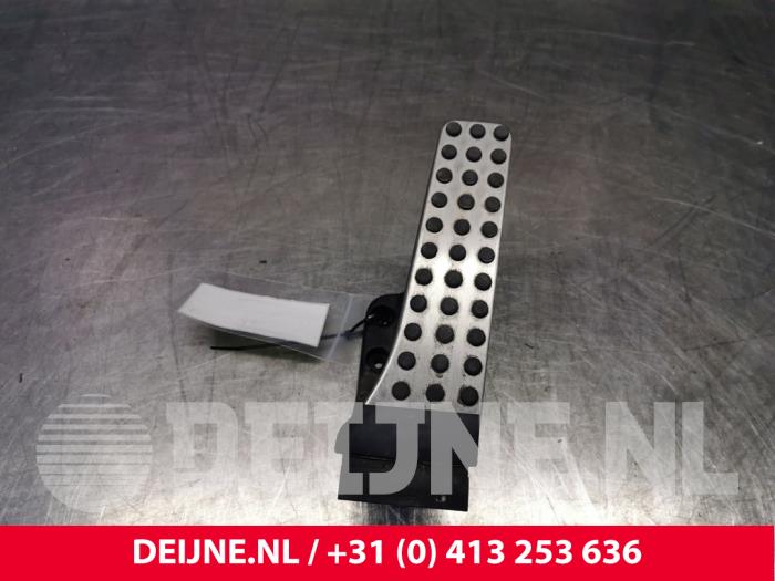 Mercedes GLC-Klasse Accelerator pedal O82629