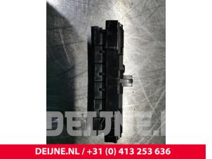 Mercedes GLC-Klasse PDC switch O82674 photo 2