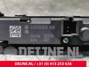 Mercedes GLC-Klasse PDC switch O82674 photo 3