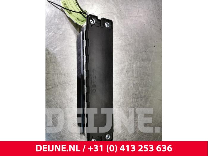 Mercedes GLCKlasse Knie Airbags voorraad Onderdelenlijn.nl