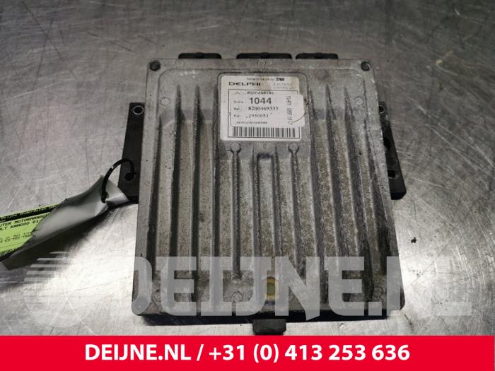 Renault Kangoo Engine management computer O82742