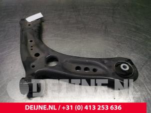 Seat Leon Querlenker unten rechts vorne O82906 foto 2