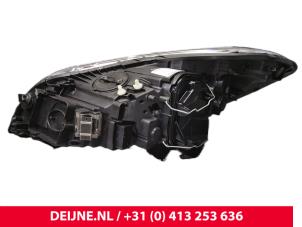 Volvo C70 Headlight, right O9990000011 photo 4