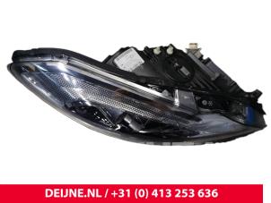 Volvo C70 Headlight, right O9990000011 photo 3