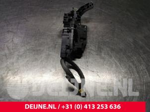 Mercedes GLC-Klasse Deurslot Mechaniek 4Deurs links-achter O82935 foto 3