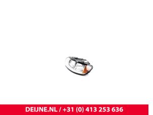 Volvo V50 Headlight, left O9990001041 photo 2