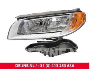 Volvo V70 Headlight, left O9990000021 photo 2